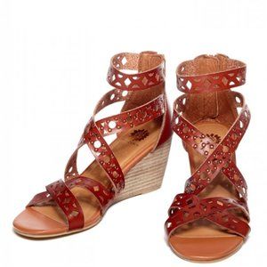 Reinette Wedge Sandal in Luggage - Yellow Box